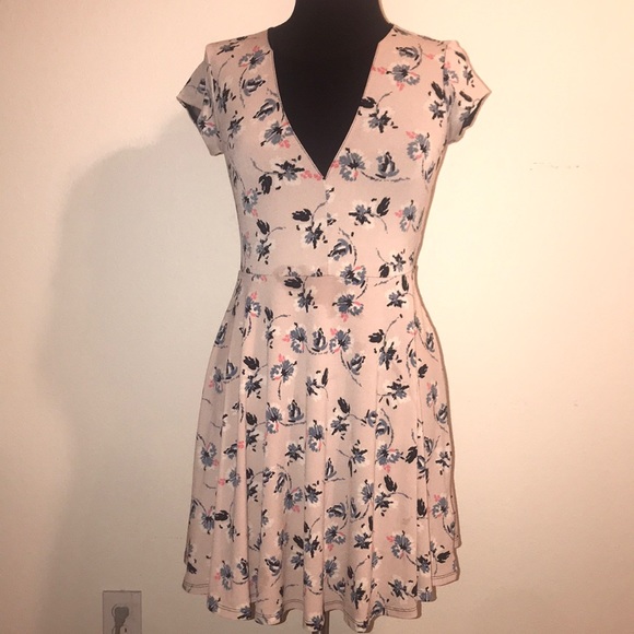 Kimchi Blue Dress Size M - Picture 2 of 8